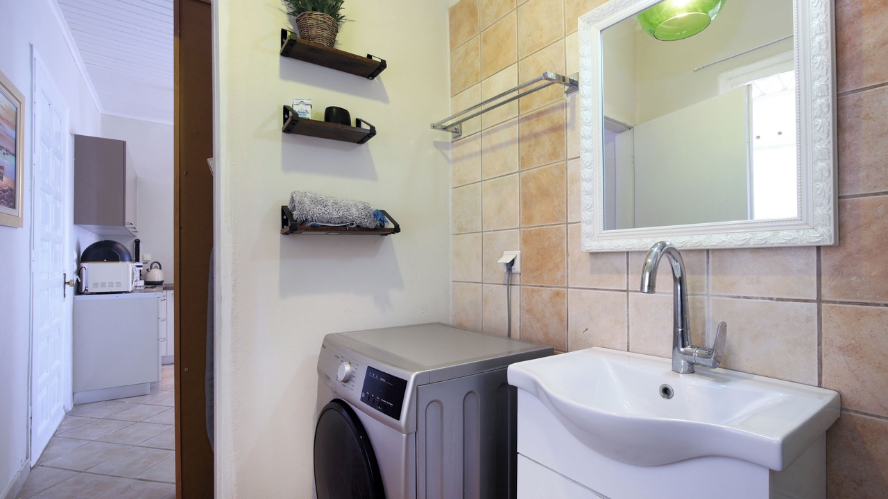Photo of Bathroom in Kariotai