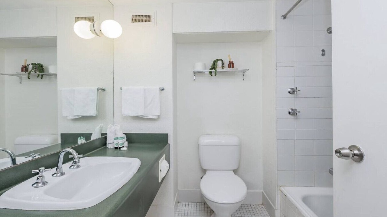 Photo of Bathroom in North Ward