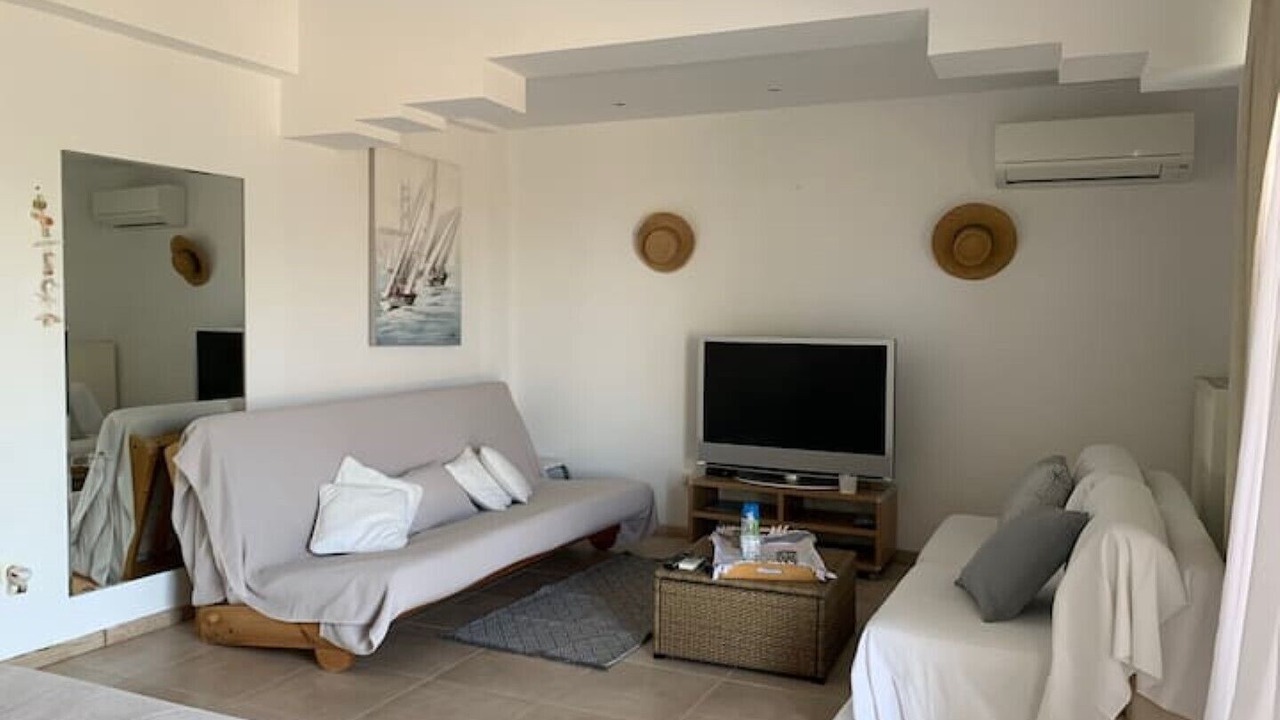 Photo of Livingroom in Mytikas