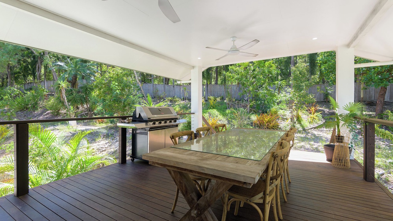 Photo of Outdoor in Oak Beach