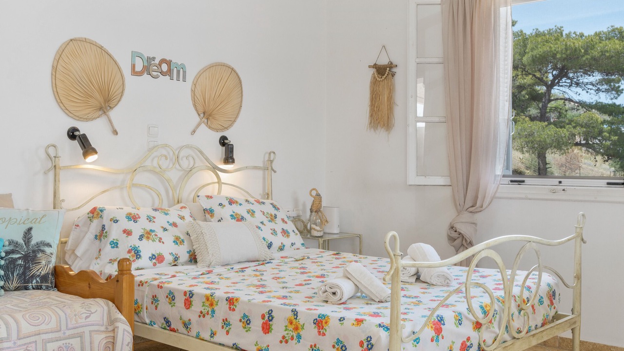 Photo of Bedroom in Telendos