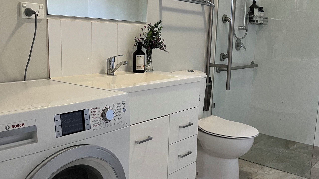Photo of Bathroom in Daisy Hill