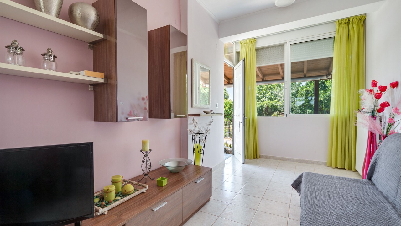 Photo of Livingroom in Mytikas