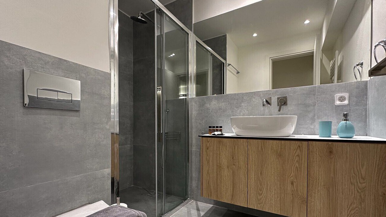 Photo of Bathroom in Ilisia