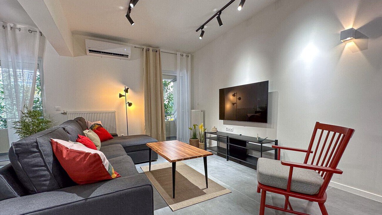 Photo of Livingroom in Ilisia