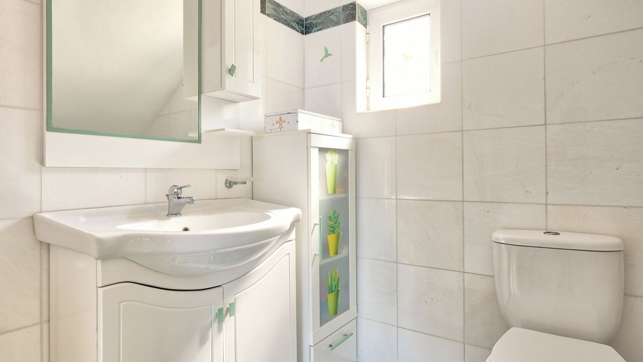 Photo of Bathroom in Melissopetra