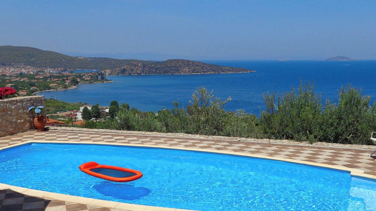 Photo of Outdoor in Melissopetra