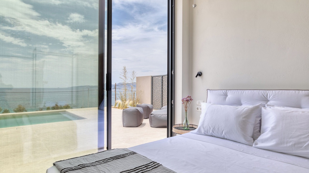 Photo of Bedroom in Karystos