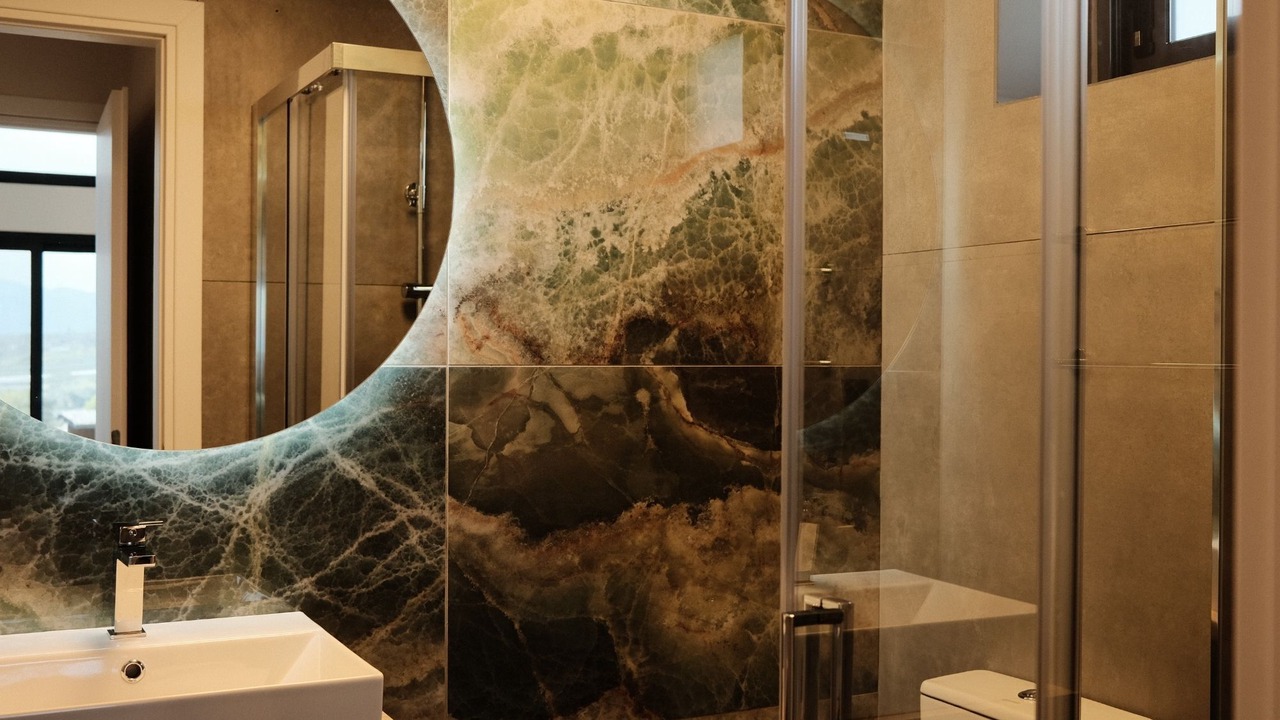 Photo of Bathroom in Katakali