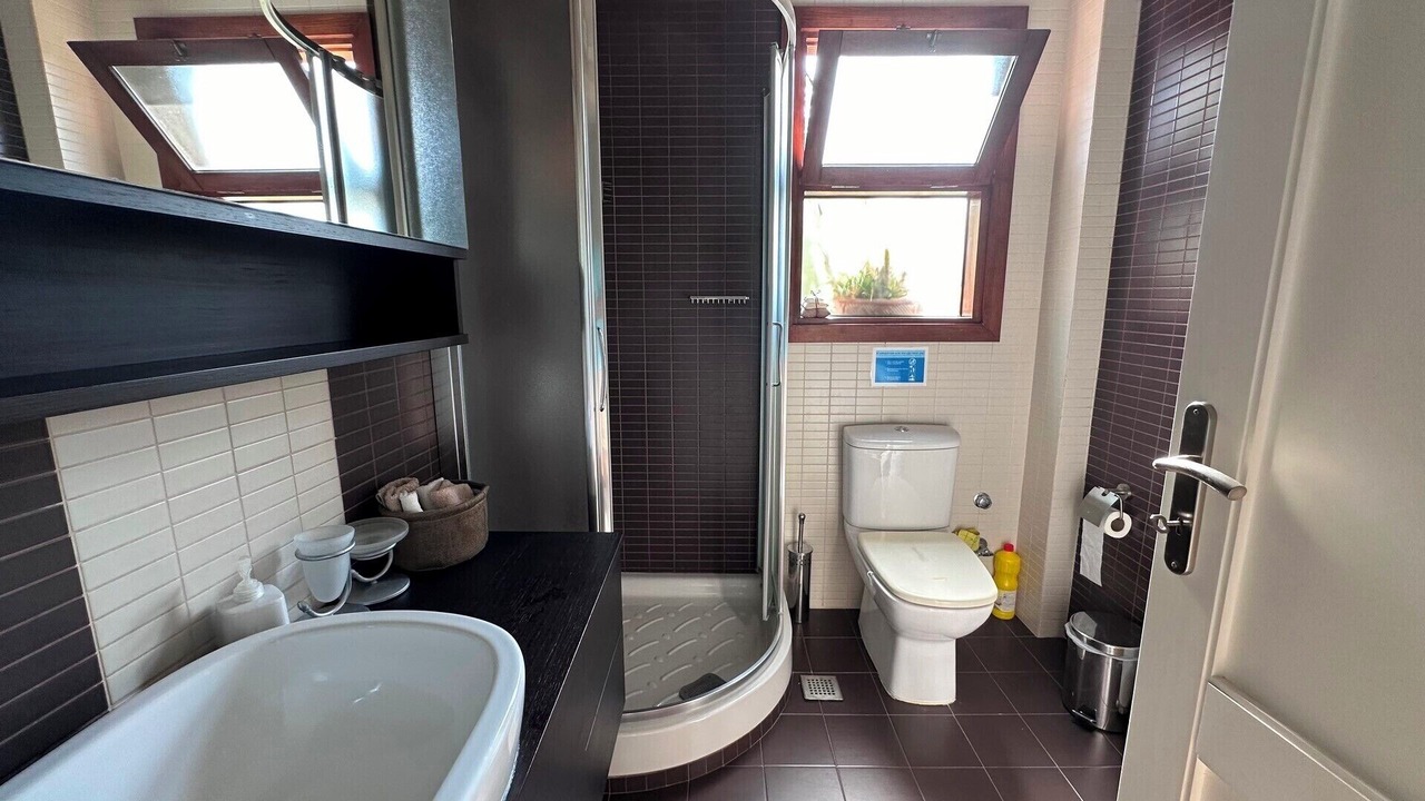 Photo of Bathroom in Plepi