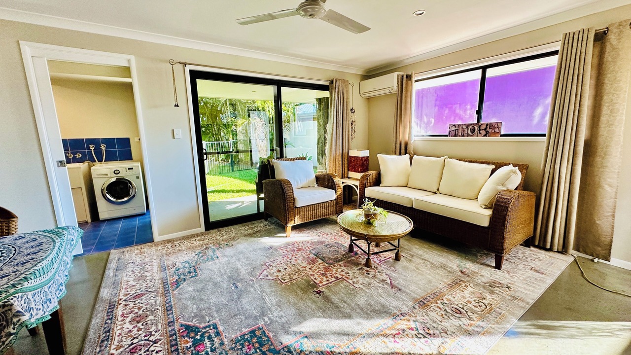 Photo of Livingroom in Banksia Beach