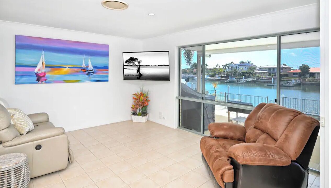 Photo of Livingroom in Golden Beach