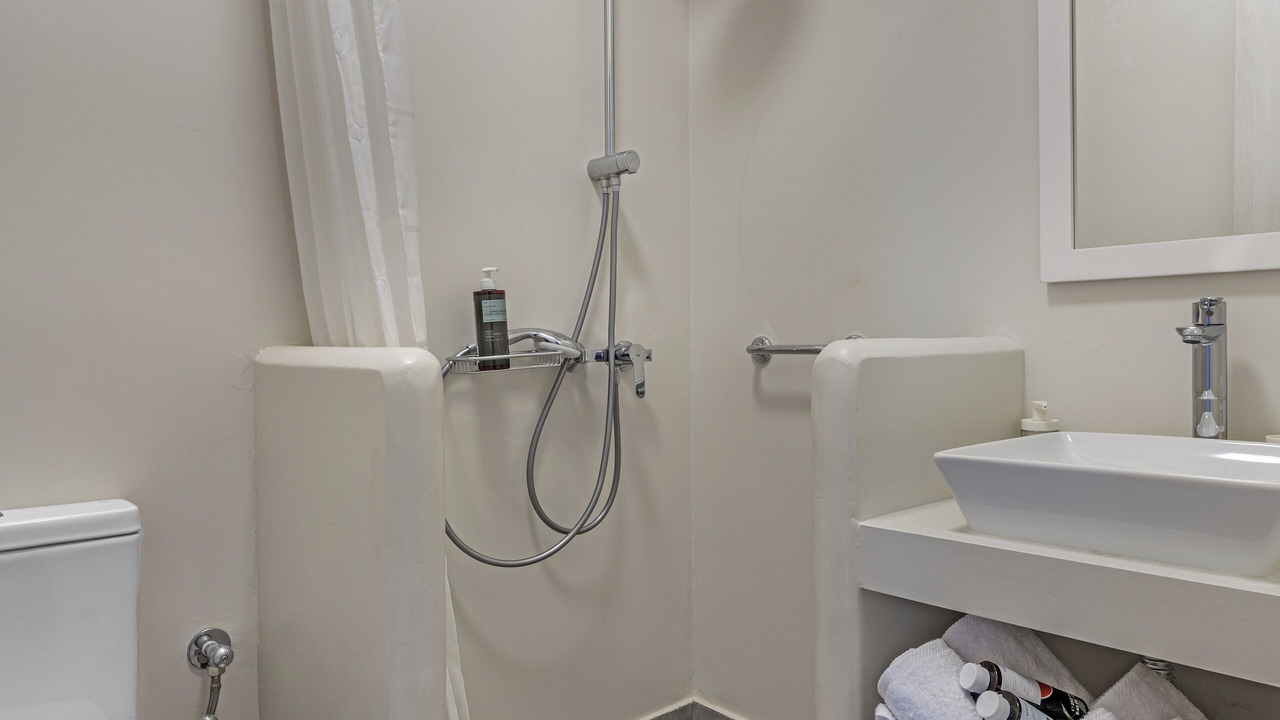 Photo of Bathroom in Elafonisos
