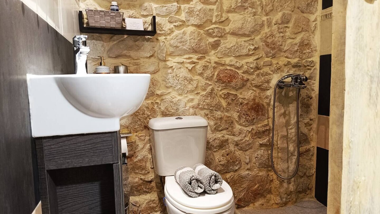 Photo of Bathroom in Corinth