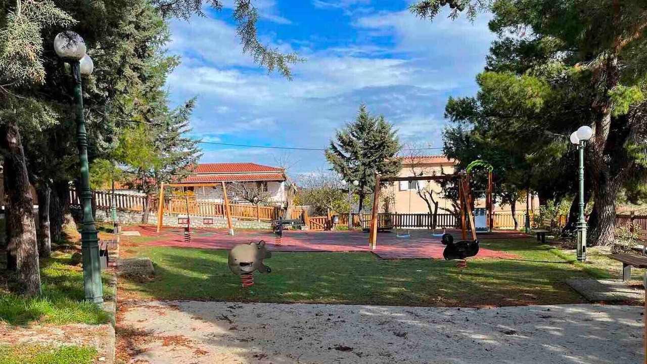 Photo of Others in Corinth
