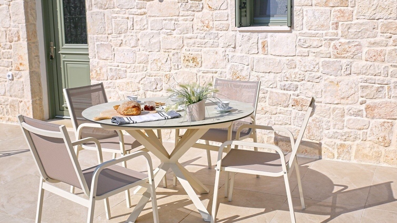 Photo of Outdoor in Logarata