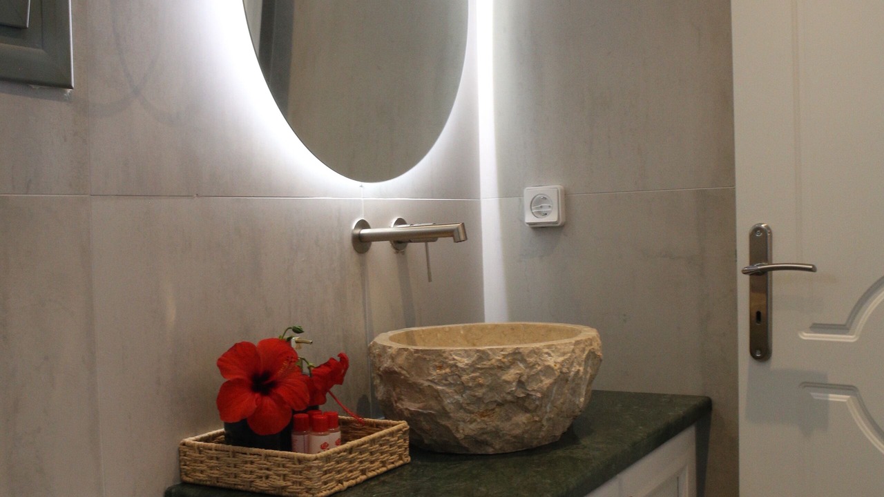 Photo of Bathroom in Logarata