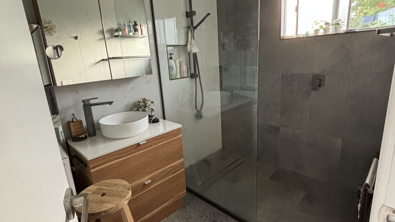 Photo of Bathroom in Woodridge