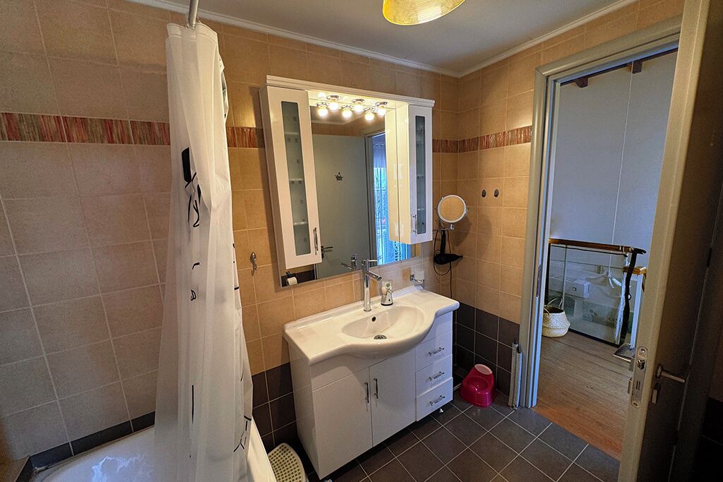Photo of Bathroom in Dorida