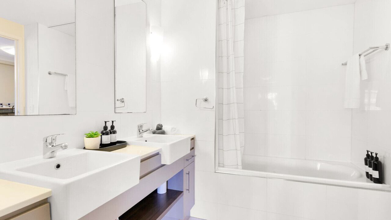 Photo of Bathroom in Westcourt