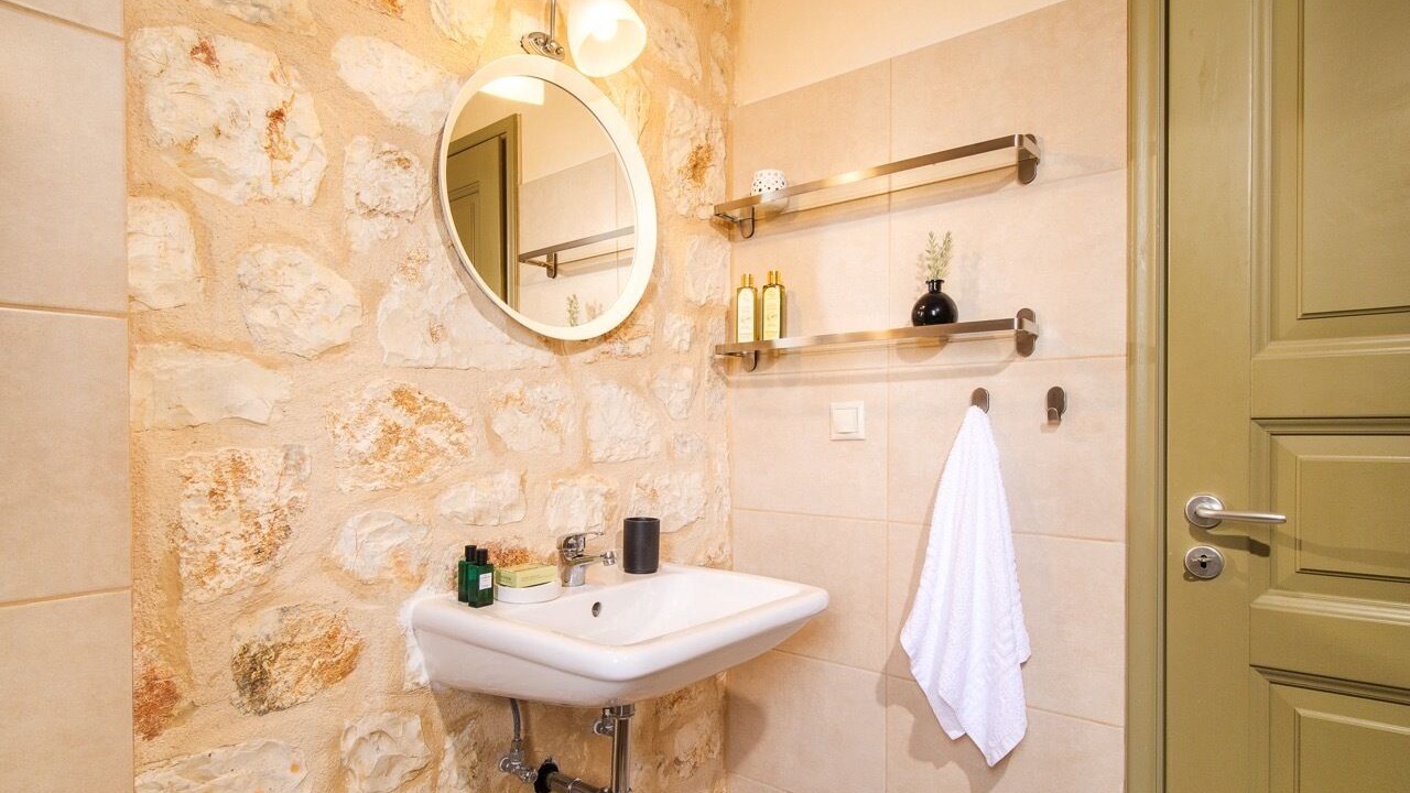 Photo of Bathroom in Antipata