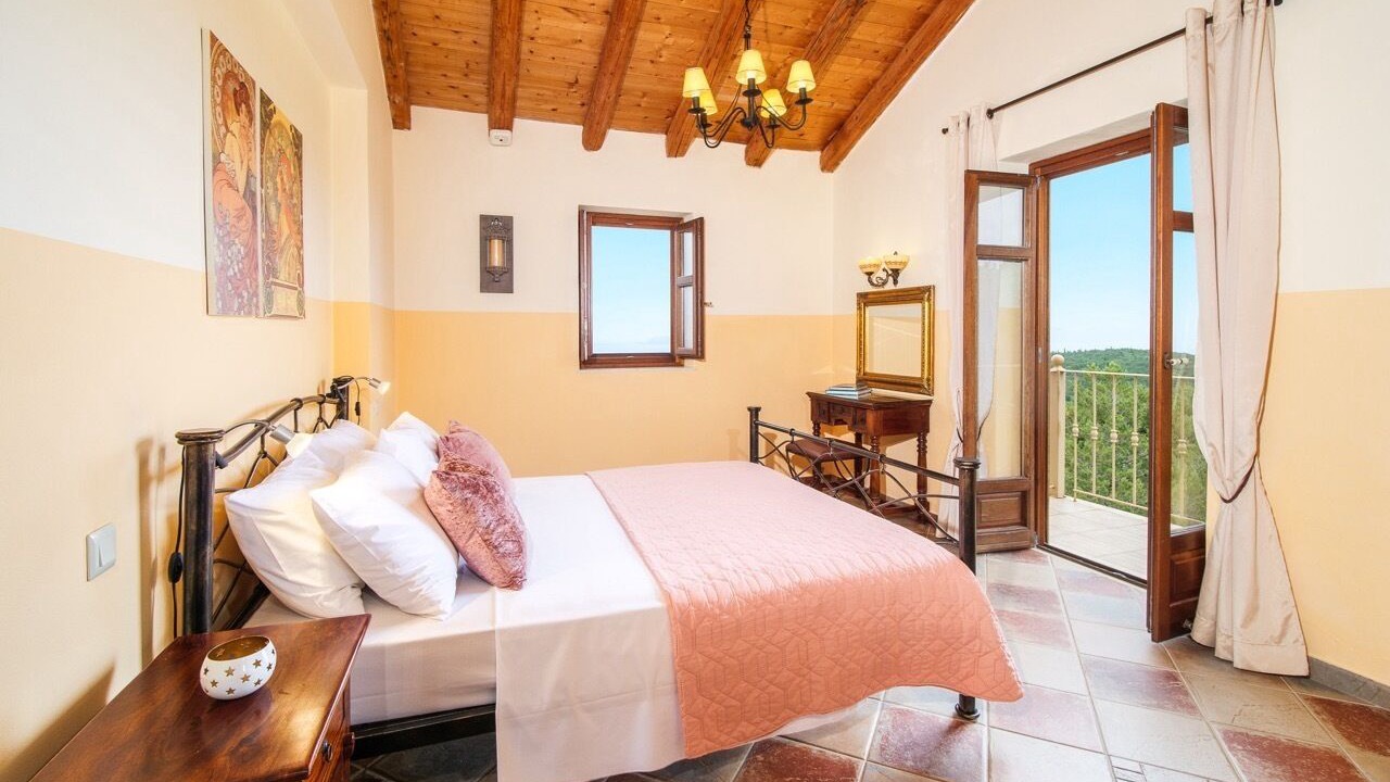 Photo of Bedroom in Antipata