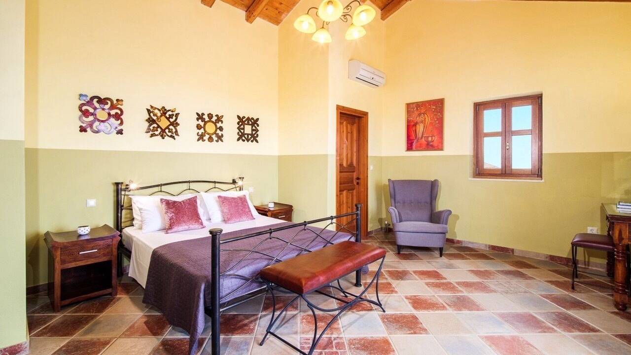 Photo of Bedroom in Antipata