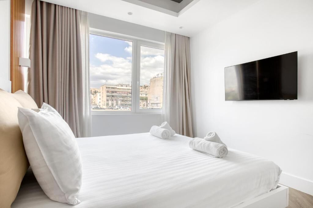 Photo of Bedroom in Neos Kosmos