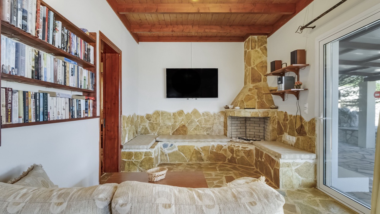 Photo of Livingroom in Katomerion