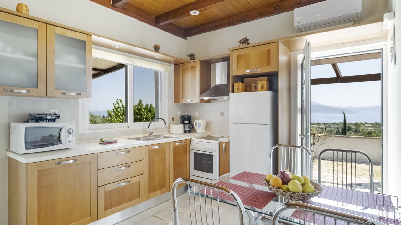 Photo of Kitchen in Katomerion