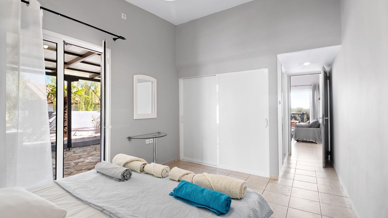Photo of Bedroom in Katomerion