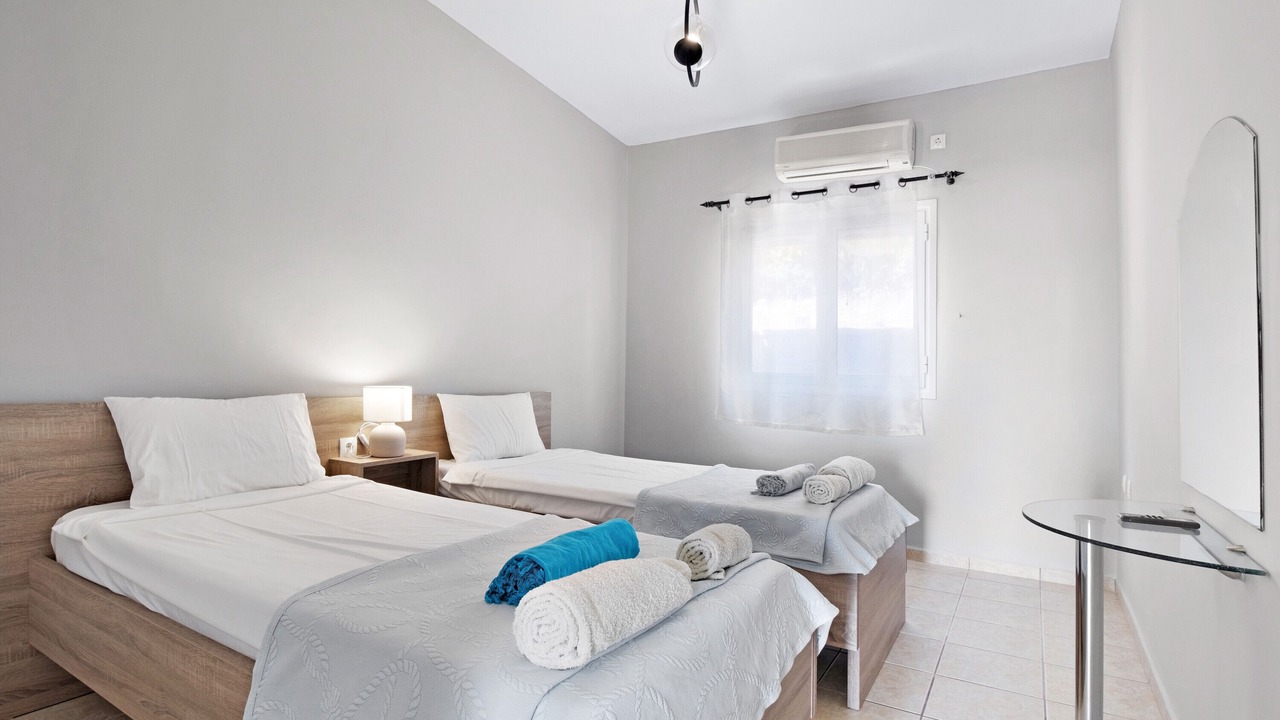 Photo of Bedroom in Katomerion