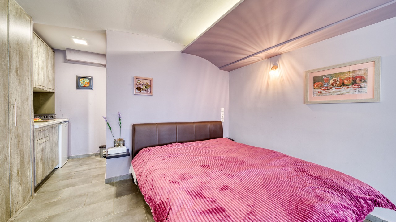 Photo of Bedroom in Kamena Vourla