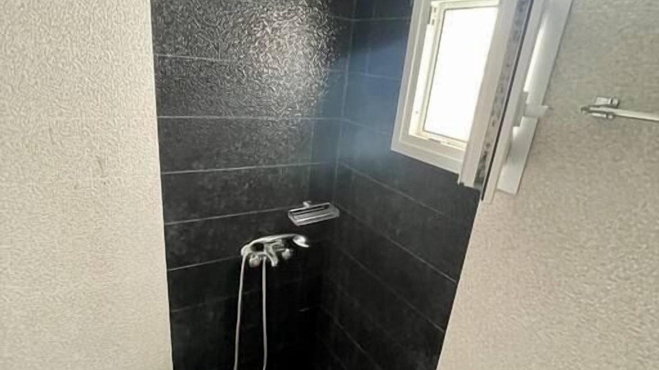 Photo of Bathroom in Glastros