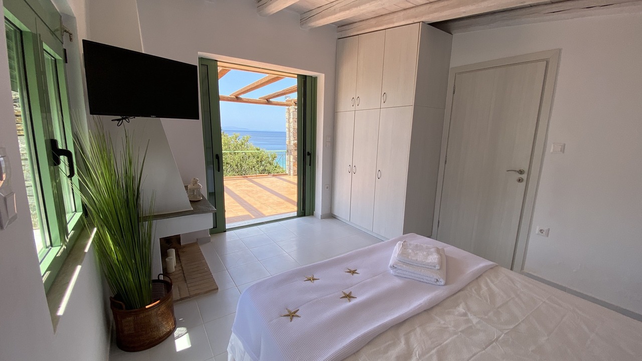 Photo of Bedroom in Karystos