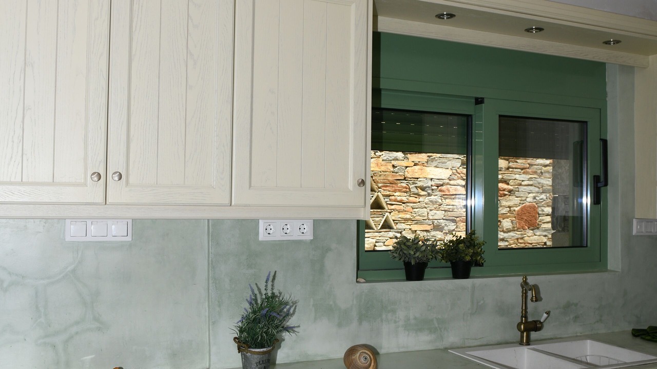 Photo of Kitchen in Karystos