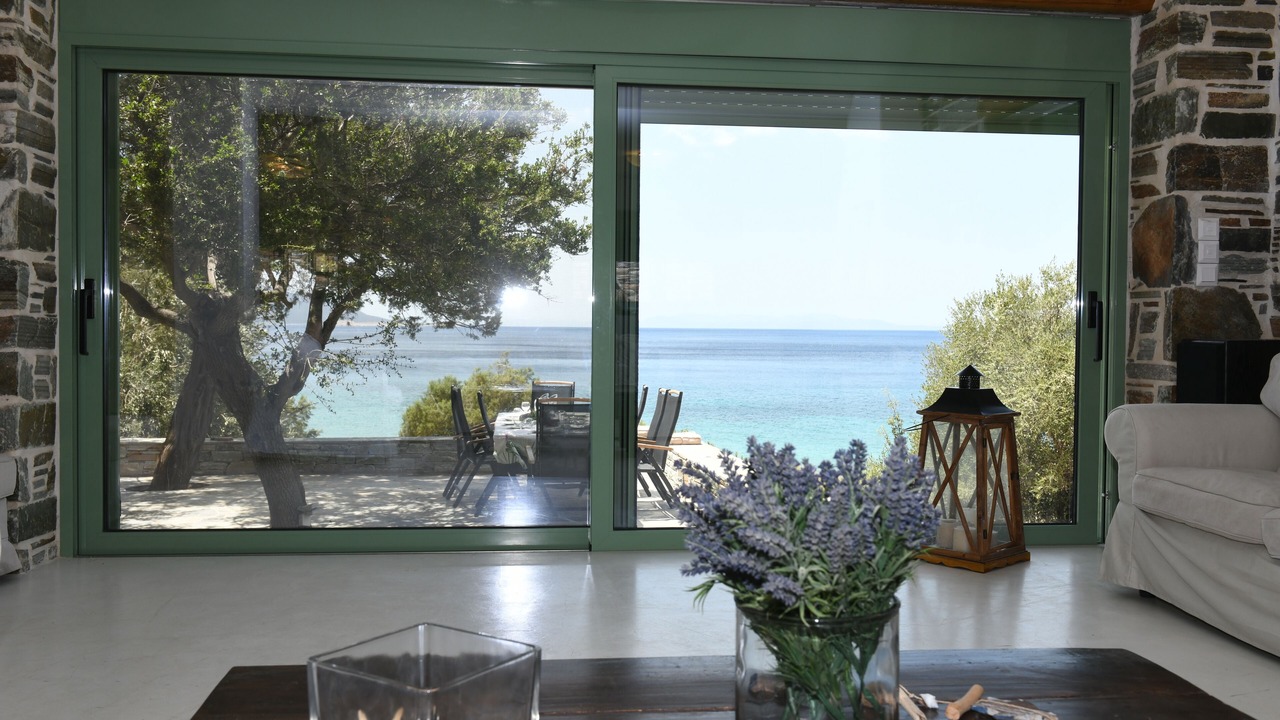 Photo of Livingroom in Karystos