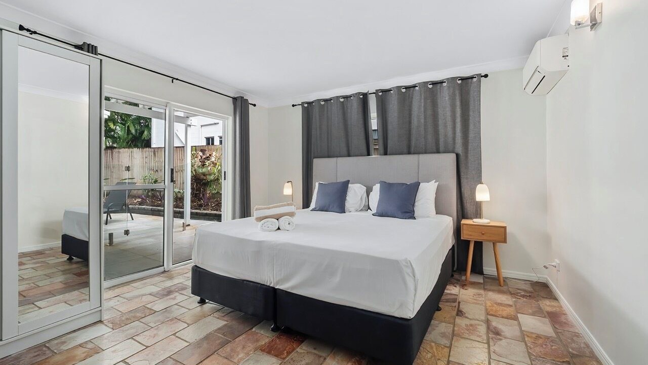 Photo of Bedroom in Clifton Beach