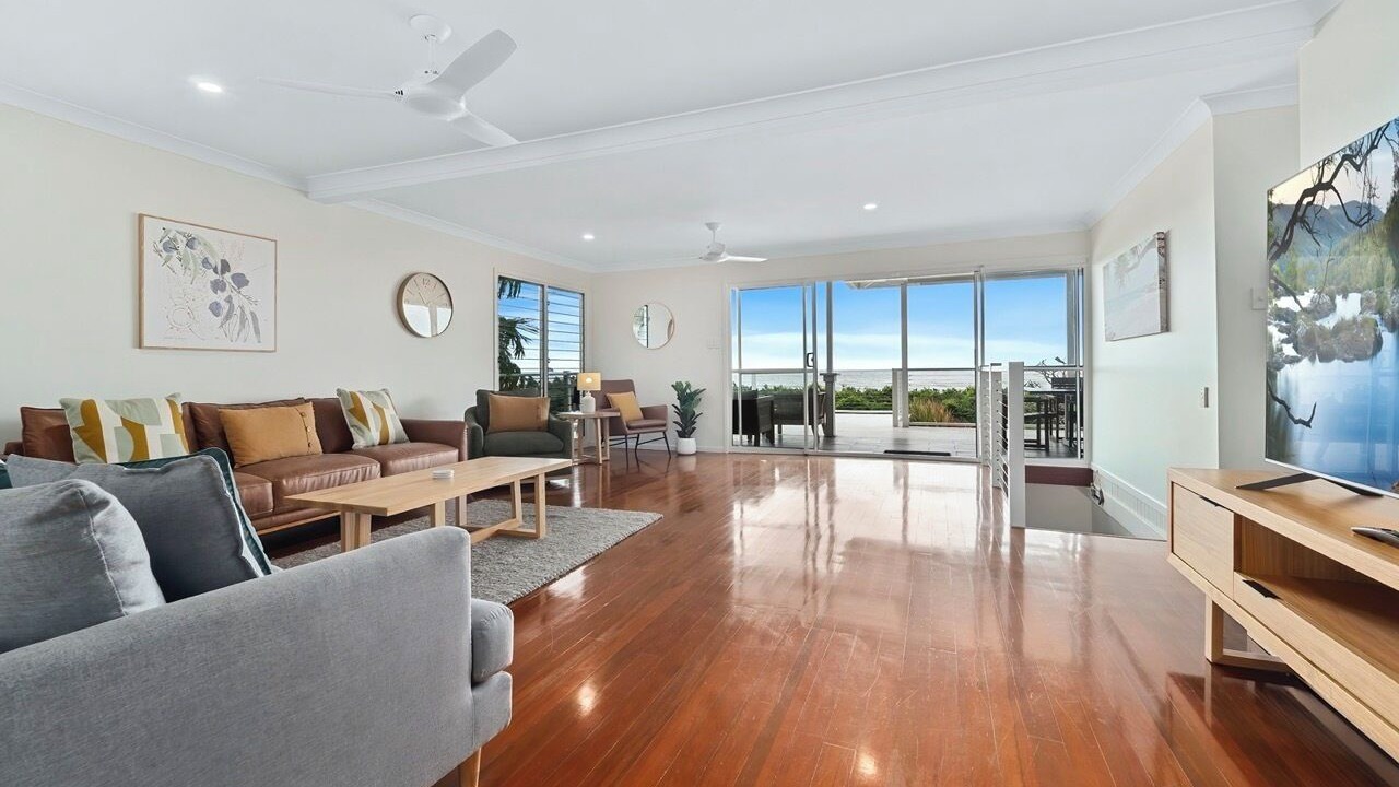 Photo of Livingroom in Clifton Beach