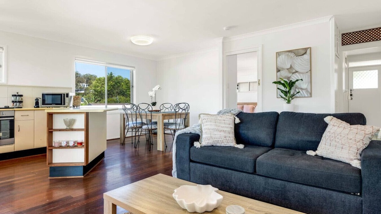 Photo of Livingroom in Burleigh Heads
