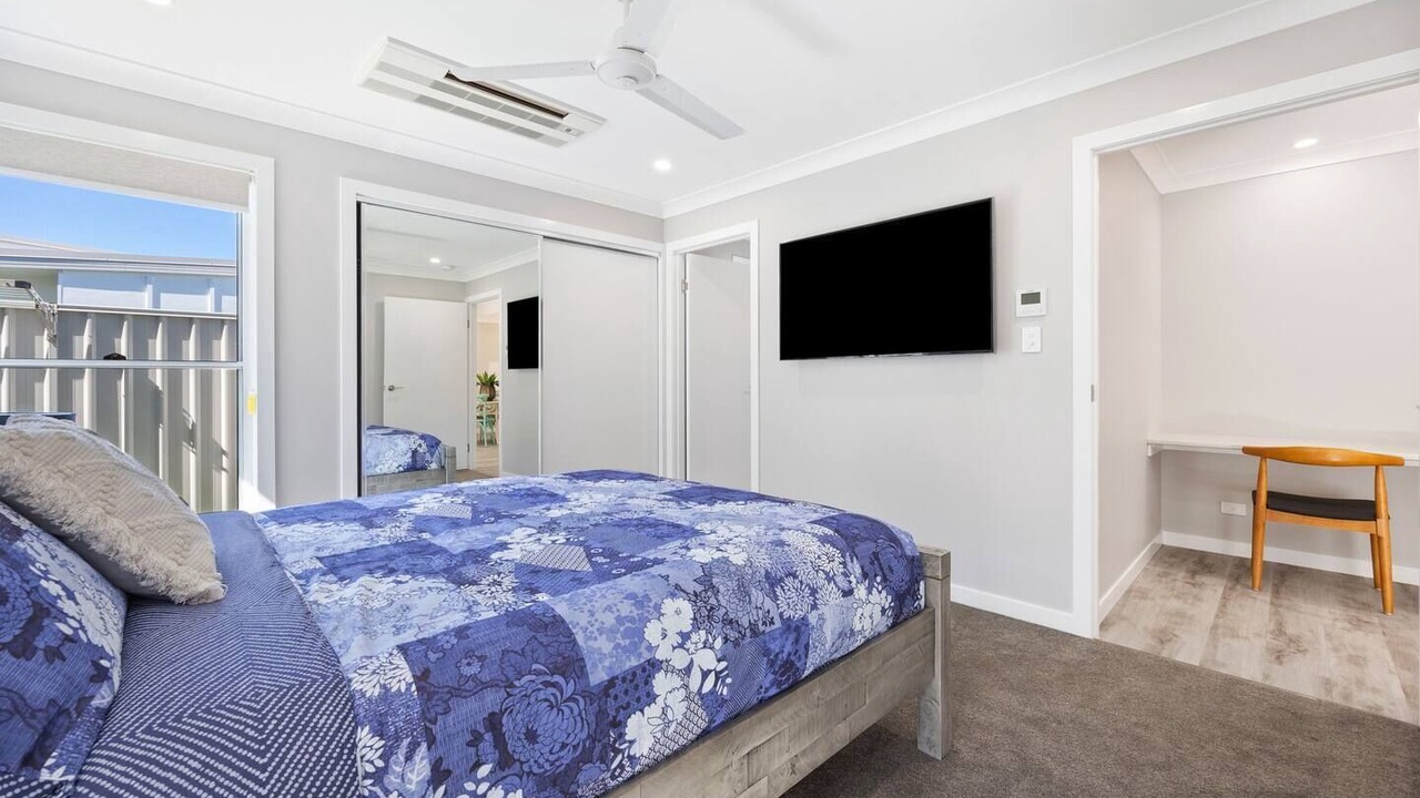 Photo of Bedroom in Urangan