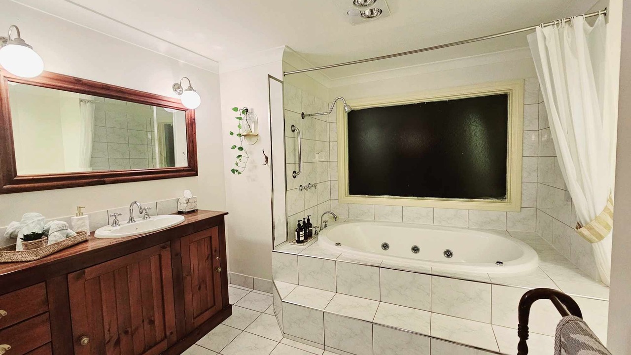 Photo of Bathroom in North Tamborine