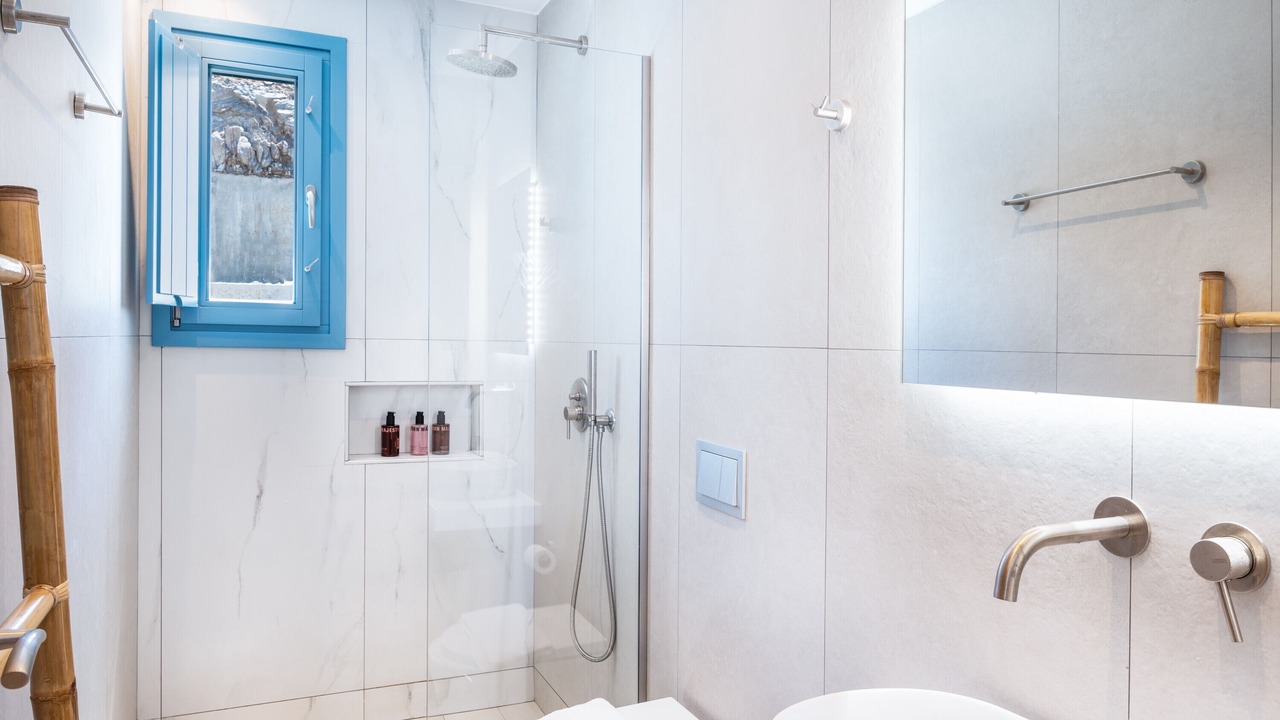 Photo of Bathroom in Kanalia