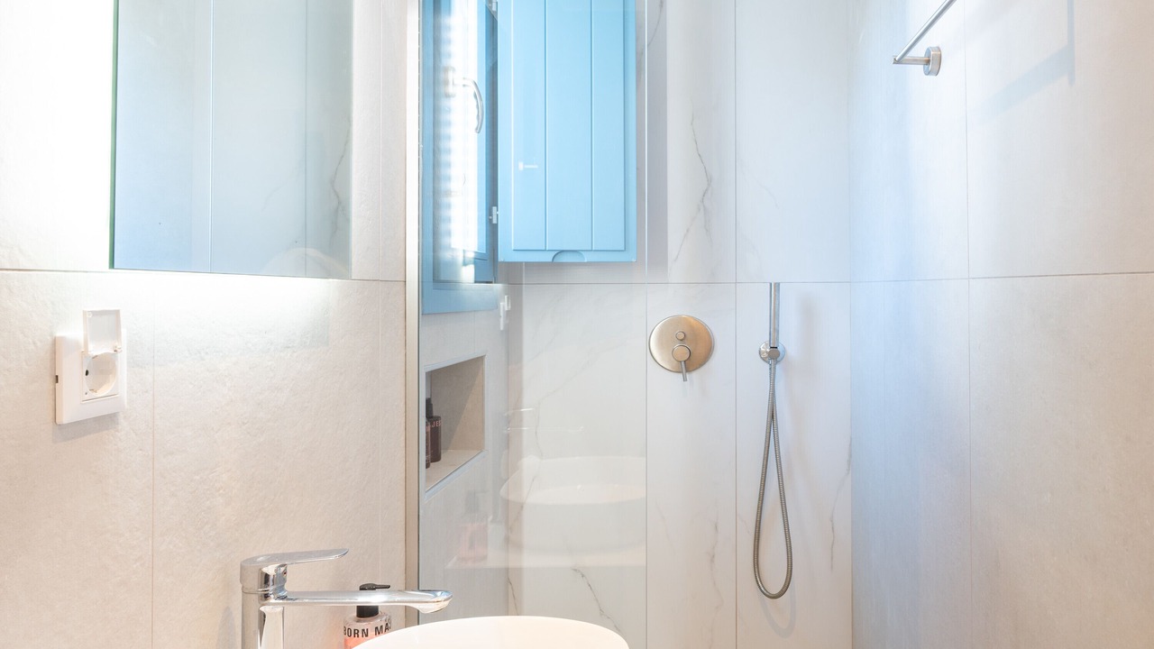 Photo of Bathroom in Kanalia