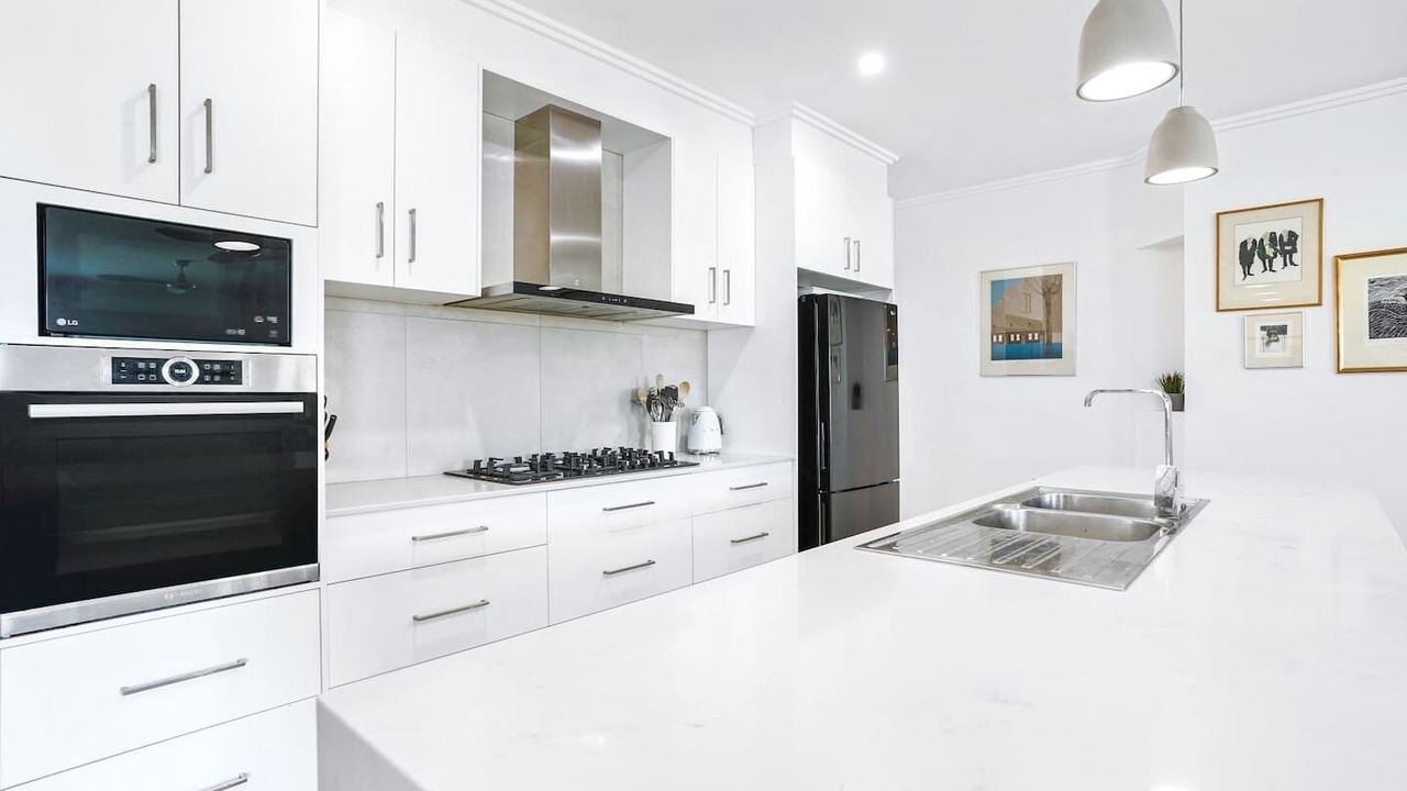 Photo of Kitchen in Trinity Beach