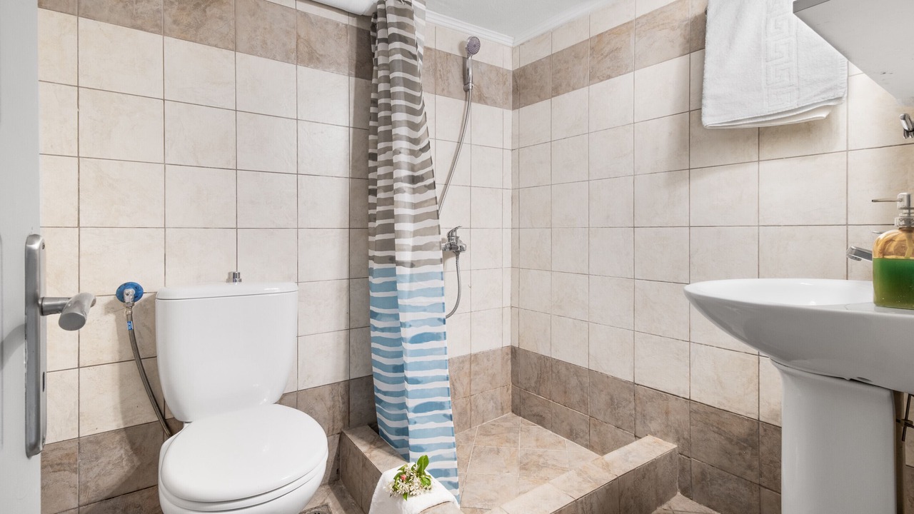 Photo of Bathroom in Drimonas