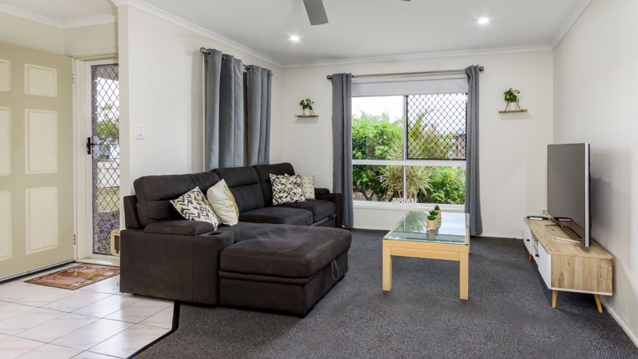 Photo of Livingroom in Sandstone Point