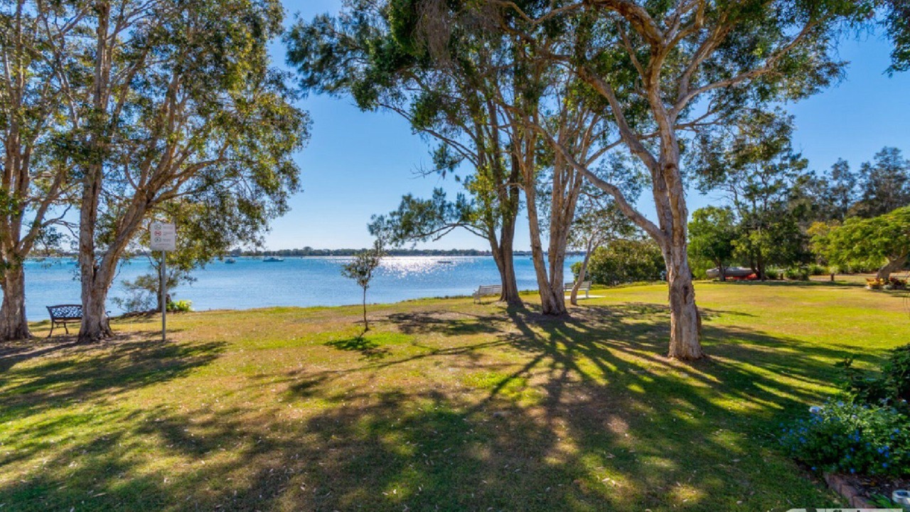 Photo of Outdoor in Sandstone Point