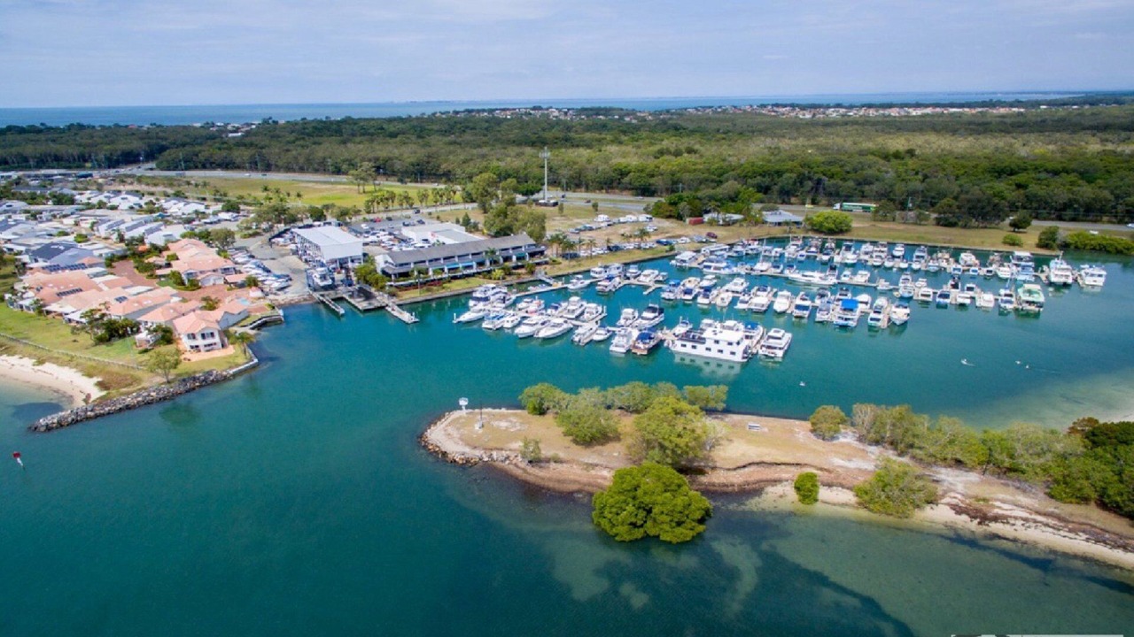 Photo of Others in Sandstone Point