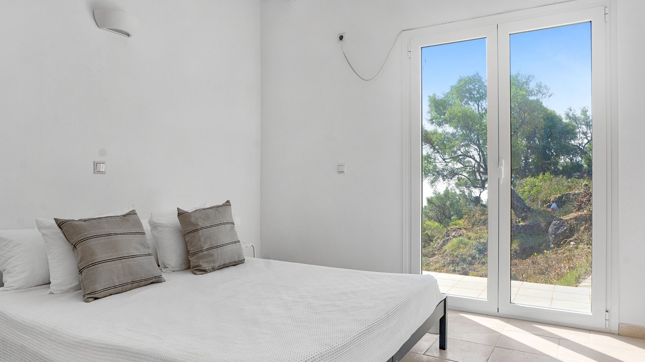Photo of Bedroom in Sivota